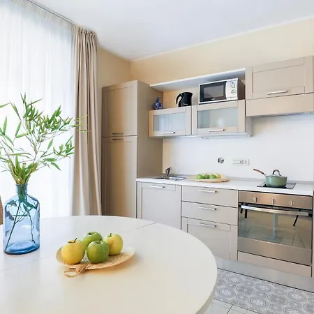 Aparthotel Adriano Bologna